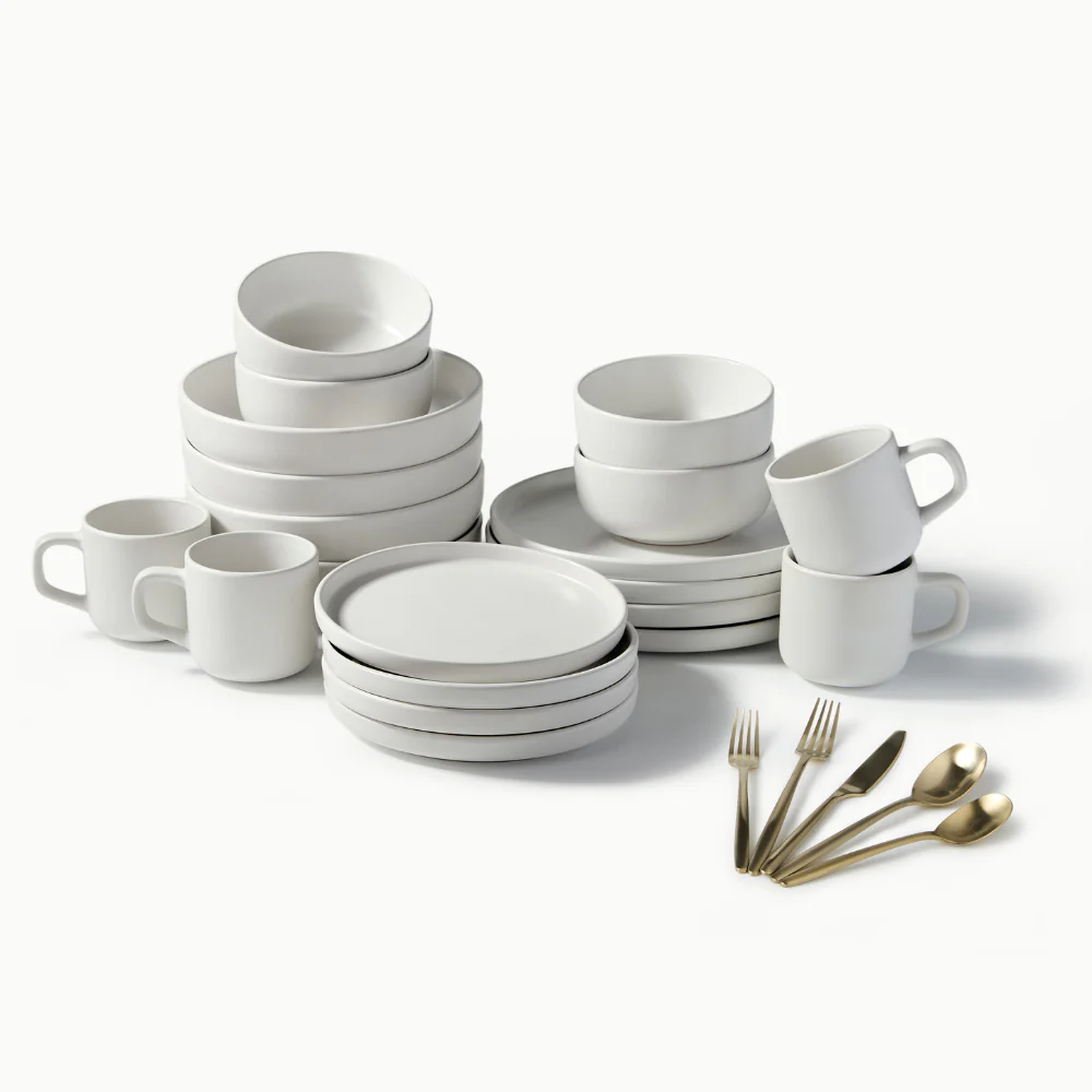 Dinnerware Set - Image 5