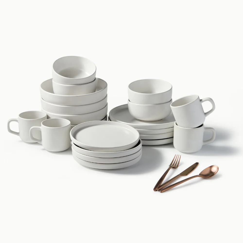 Dinnerware Set - Image 4