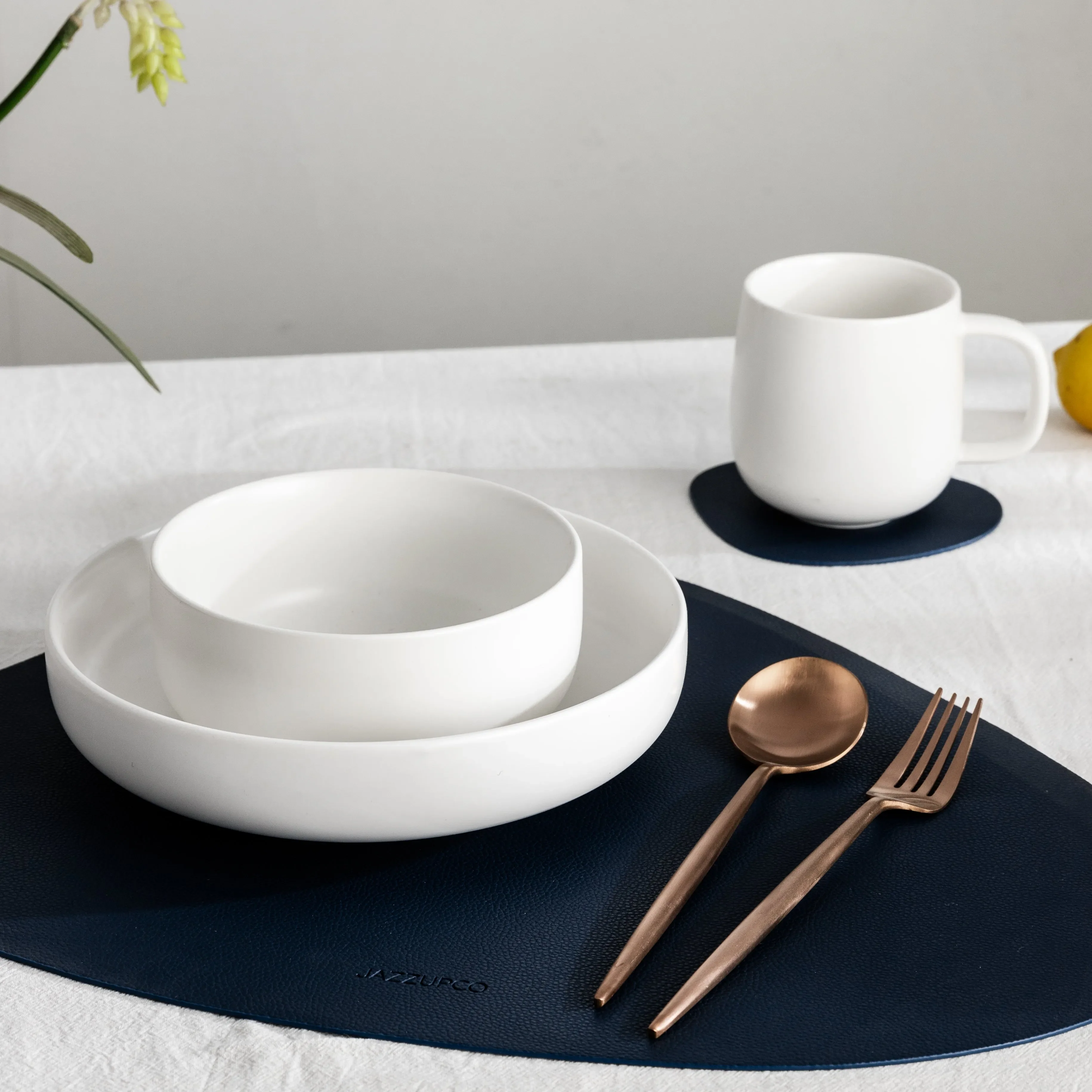 Gilded Serving Utensils & Salad Servers - Image 8