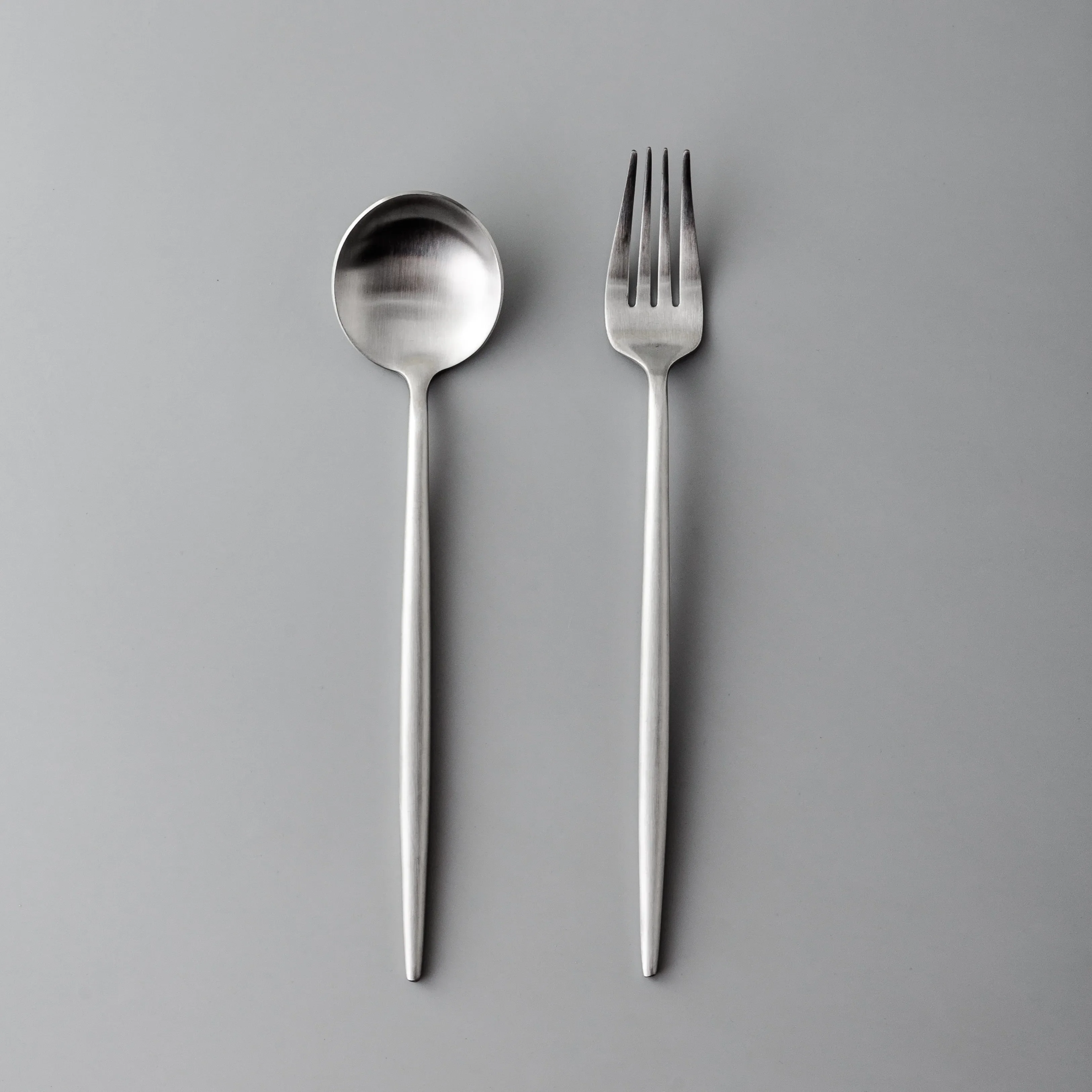 Gilded Serving Utensils & Salad Servers - Image 9