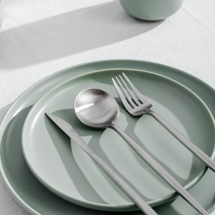 Minimalist Flatware - Image 33