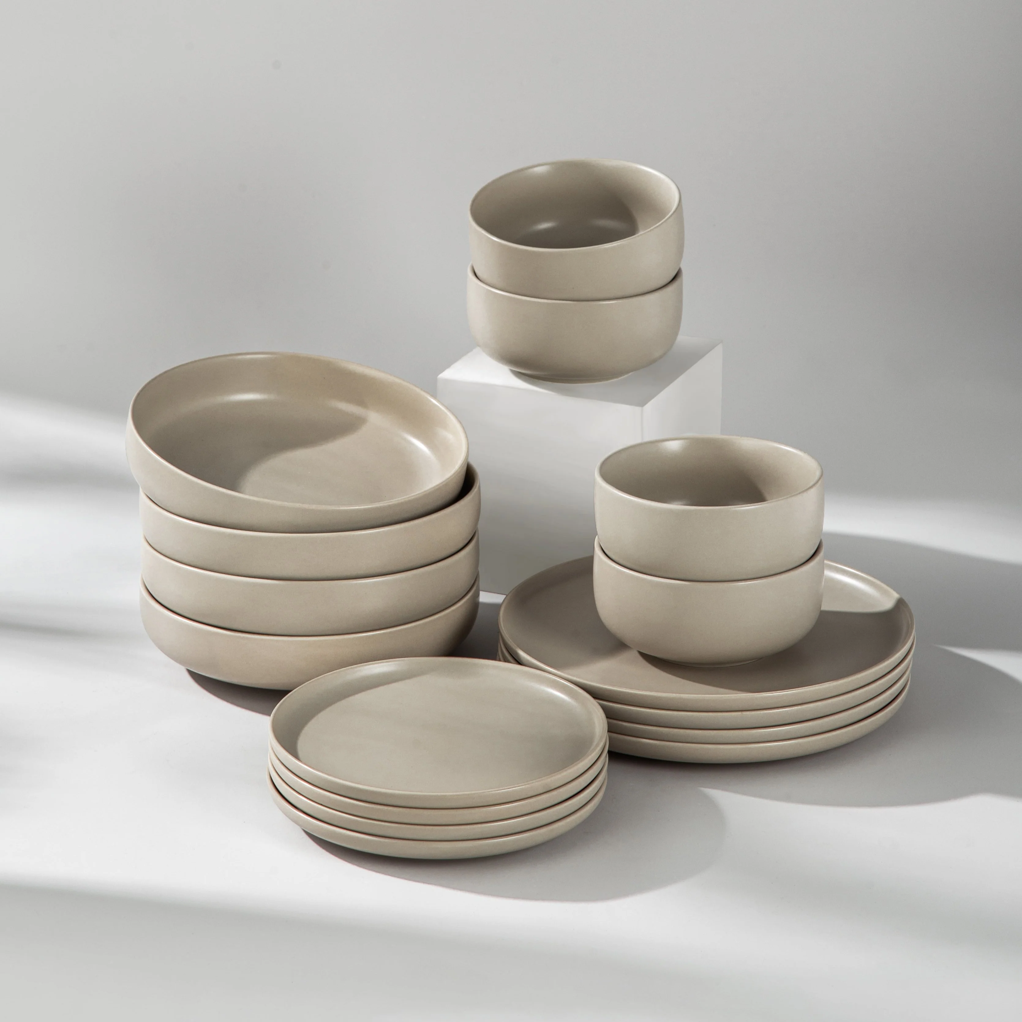 Minimalist Salad Plate - Image 26