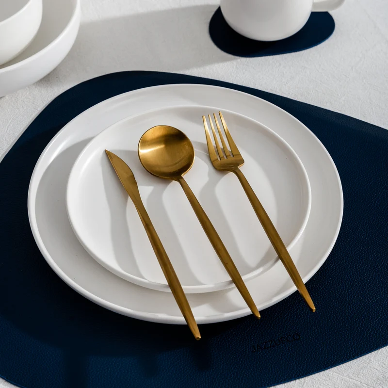 Minimalist Salad Plate - Image 6